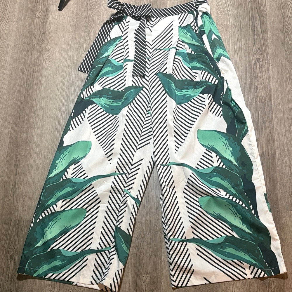 CBR White Wide-Leg Pants with Green Leaf Print and Tie Waist
